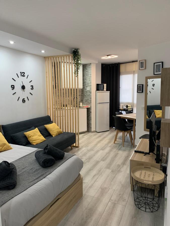 Precioso Estudio Frente Al Mar Con Piscina Benalmádena Εξωτερικό φωτογραφία
