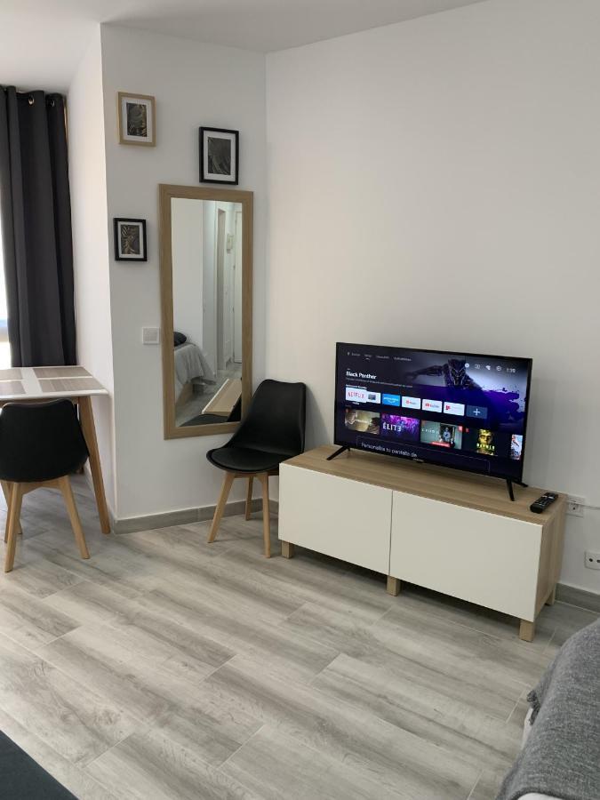 Precioso Estudio Frente Al Mar Con Piscina Benalmádena Εξωτερικό φωτογραφία