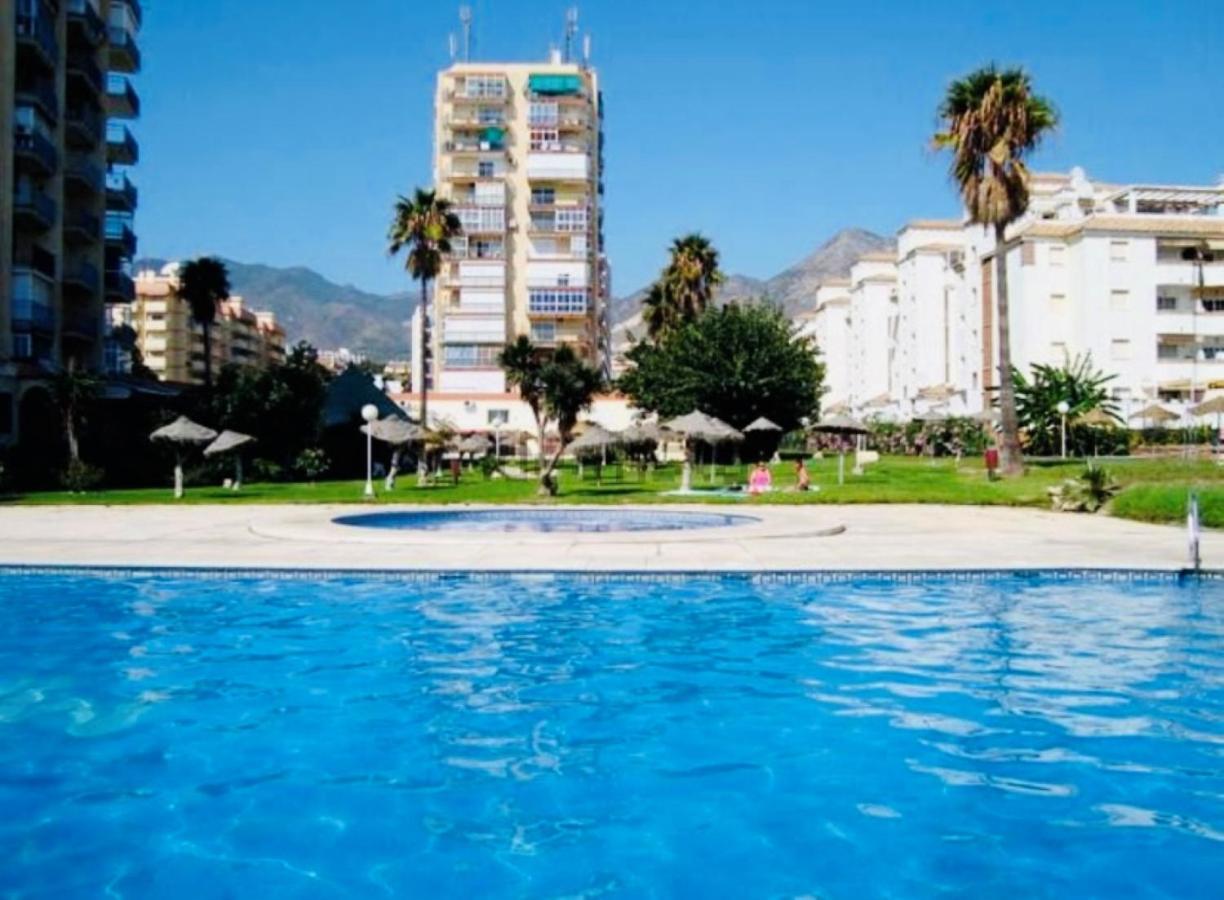 Precioso Estudio Frente Al Mar Con Piscina Benalmádena Εξωτερικό φωτογραφία