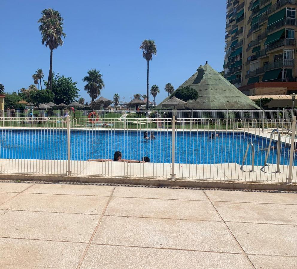 Precioso Estudio Frente Al Mar Con Piscina Benalmádena Εξωτερικό φωτογραφία