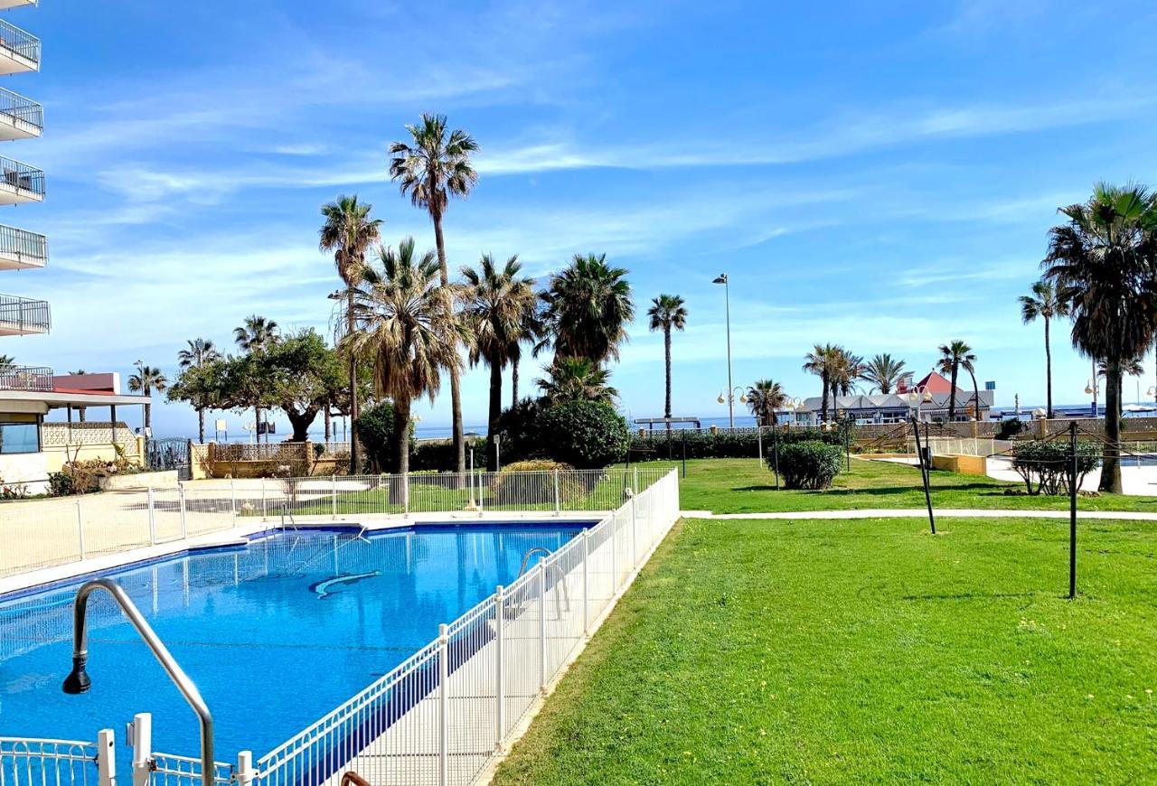 Precioso Estudio Frente Al Mar Con Piscina Benalmádena Εξωτερικό φωτογραφία